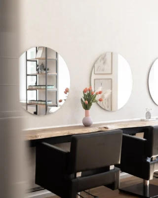 Instagram post from diefaerberei. This post is in position 10.